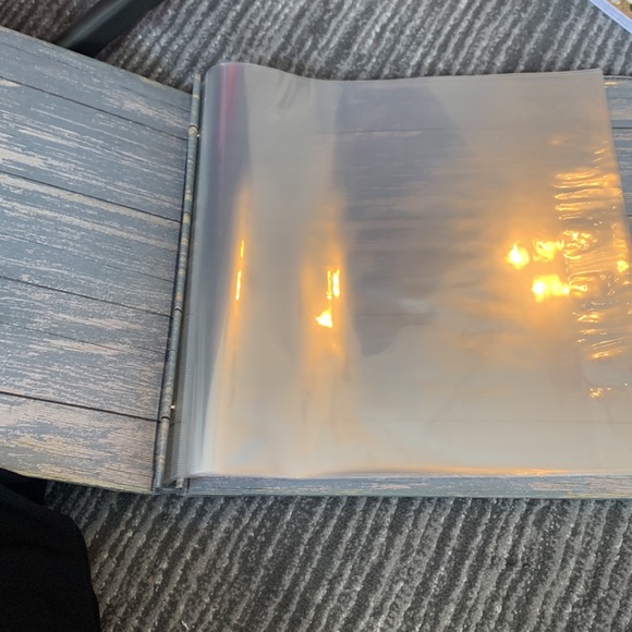 NWT scrapbook album - Picture 3 of 5